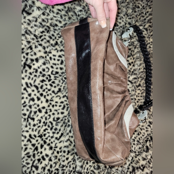 Giant Vintage Guess Tote - Picture 3 of 9